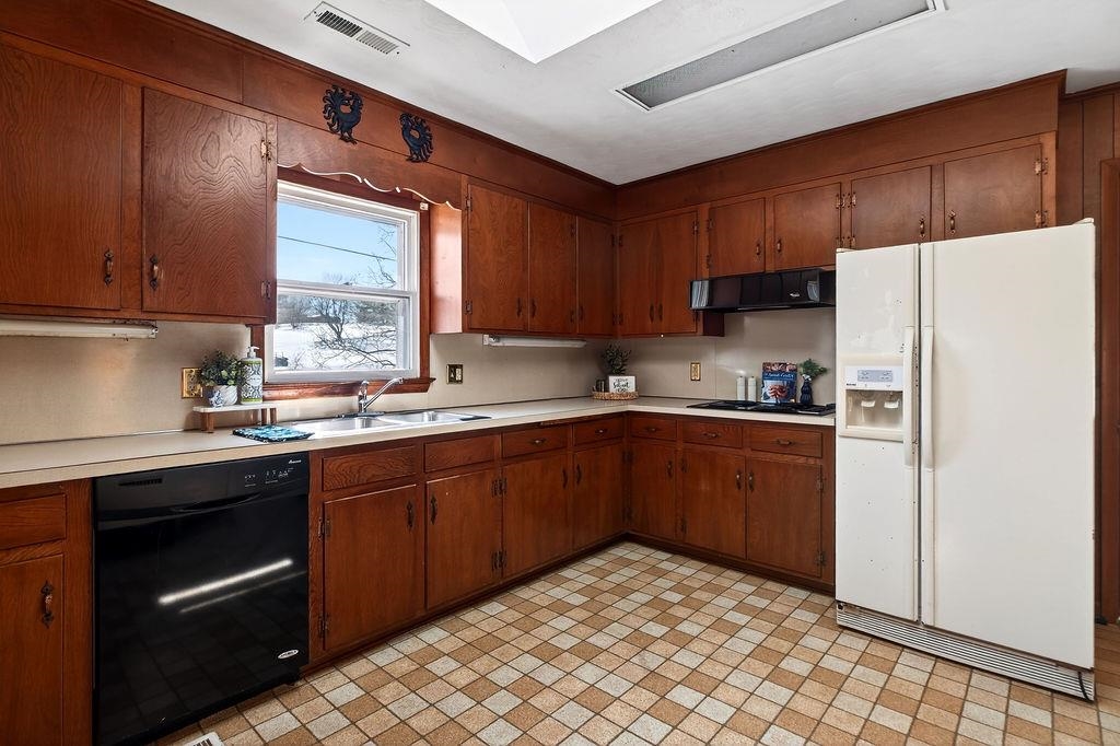 736 Middlebrook Road Staunton, VA 24401 - Photo 15 of 65