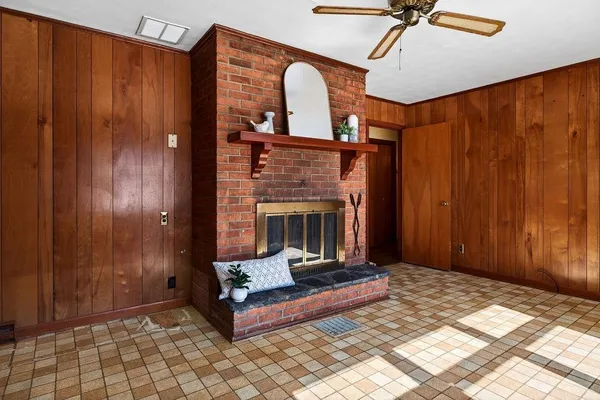 $354,500 | 736 Middlebrook Road, Staunton, VA 24401