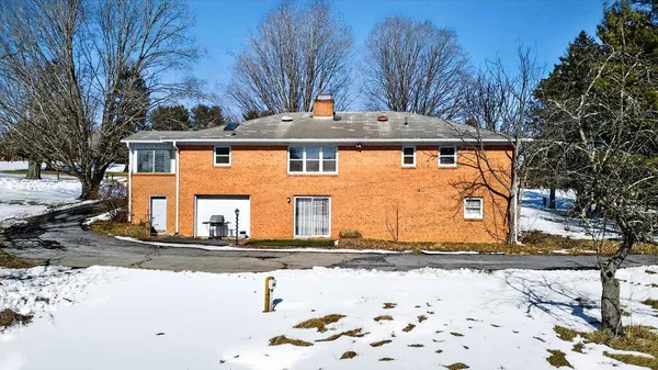 $354,500 | 736 Middlebrook Road, Staunton, VA 24401