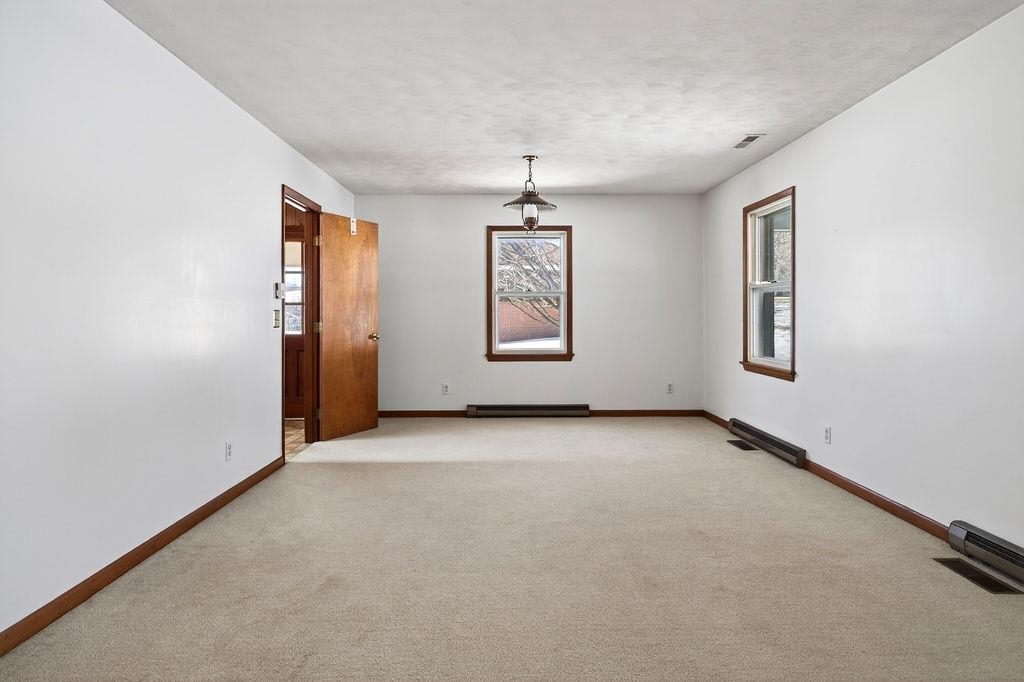 736 Middlebrook Road Staunton, VA 24401 - Photo 6 of 65