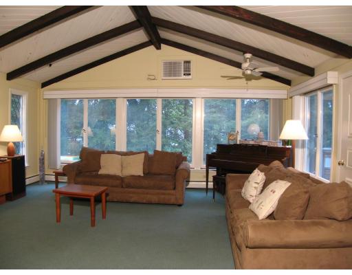 19 Vose Hill Road Milton, MA 02186 - Photo 4 of 10 Gallery Image 4