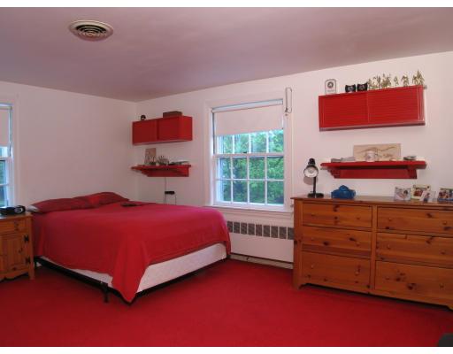 19 Vose Hill Road Milton, MA 02186 - Photo 8 of 10 Gallery Image 8