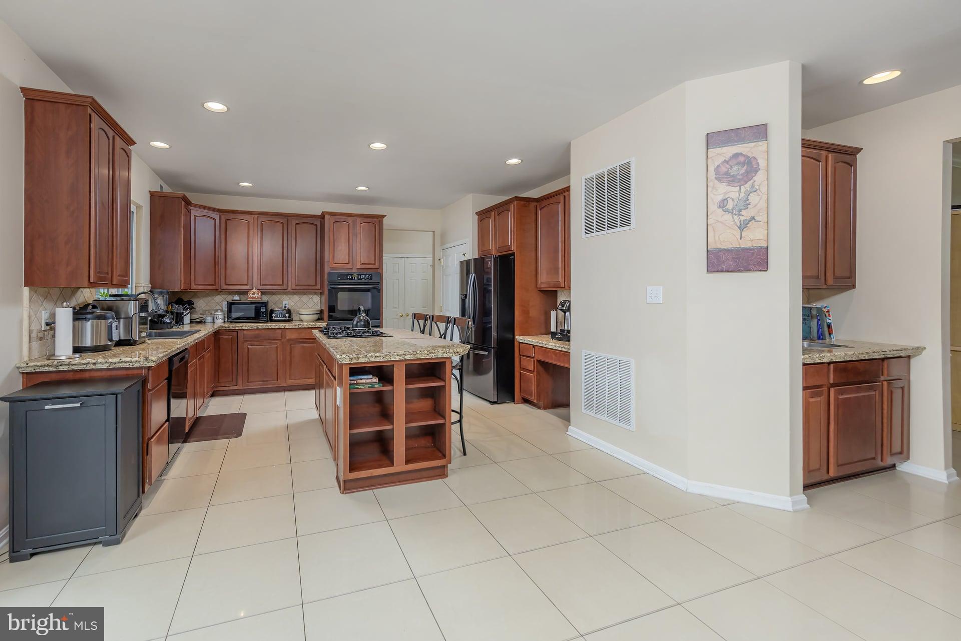 45 Mullen Drive Sicklerville, NJ 08081 - Photo 12 of 40