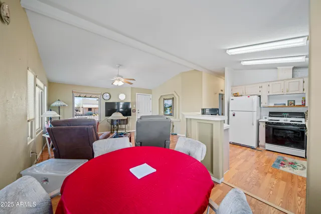 $280,000 | 30670 Wandering Way, Unit 165, Congress, AZ 85332