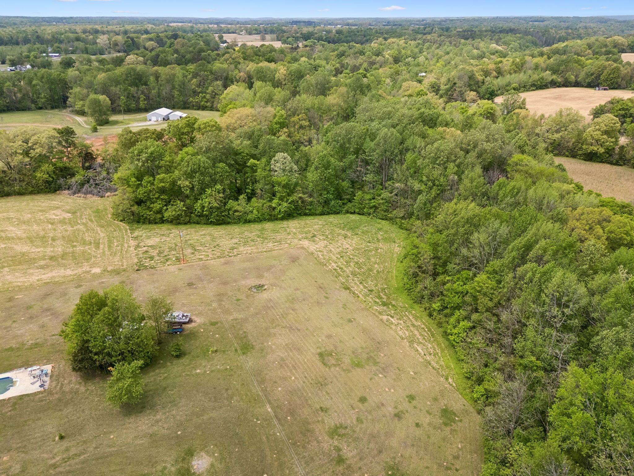 1059 Old Railroad Bed Road Taft, TN 38488 - Photo 39 of 41 a view of a yard with an outdoor space