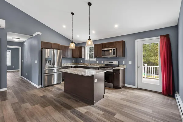 $598,900 | 31 Meredith Drive, Windham, ME 04062