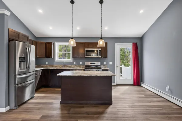 $598,900 | 31 Meredith Drive, Windham, ME 04062