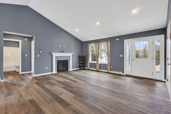 $598,900 | 31 Meredith Drive, Windham, ME 04062
