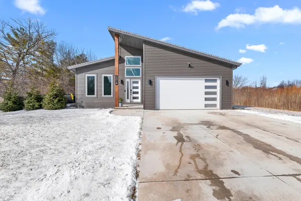 $679,900 | 3318 Limerick Lane, Sheboygan, WI 53083