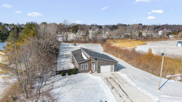$679,900 | 3318 Limerick Lane, Sheboygan, WI 53083