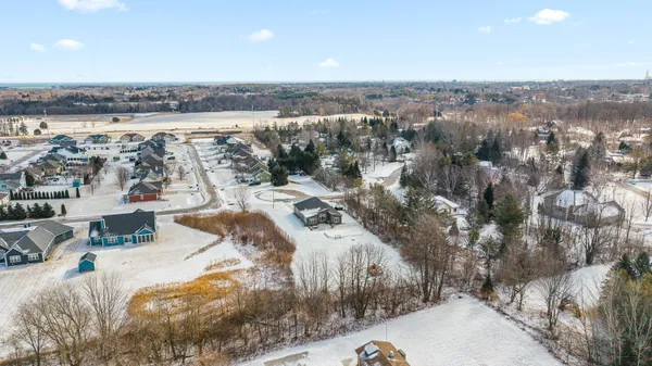 $679,900 | 3318 Limerick Lane, Sheboygan, WI 53083