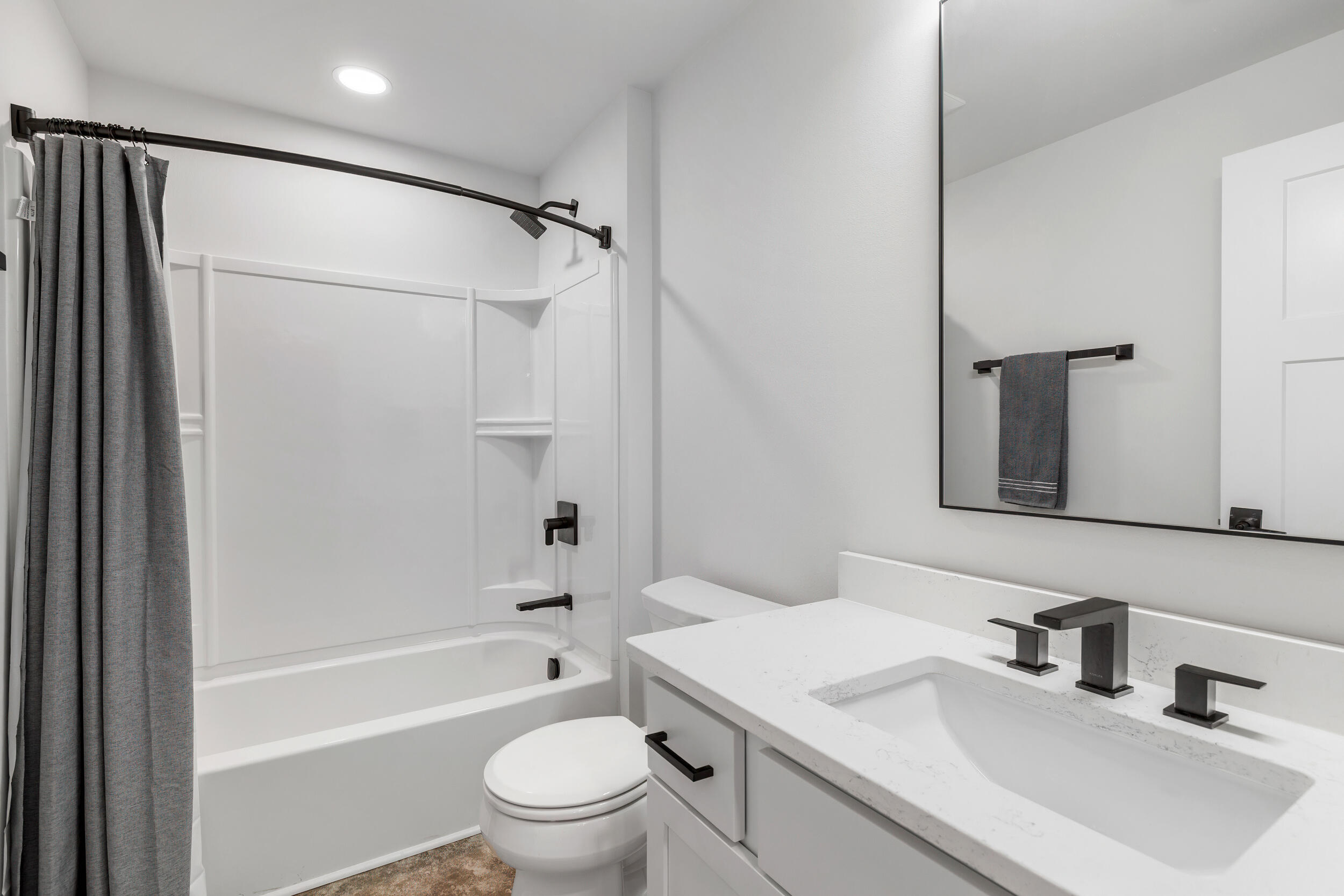 3318 Limerick Lane Sheboygan, WI 53083 - Photo 35 of 54 LL Full Bath with SOT