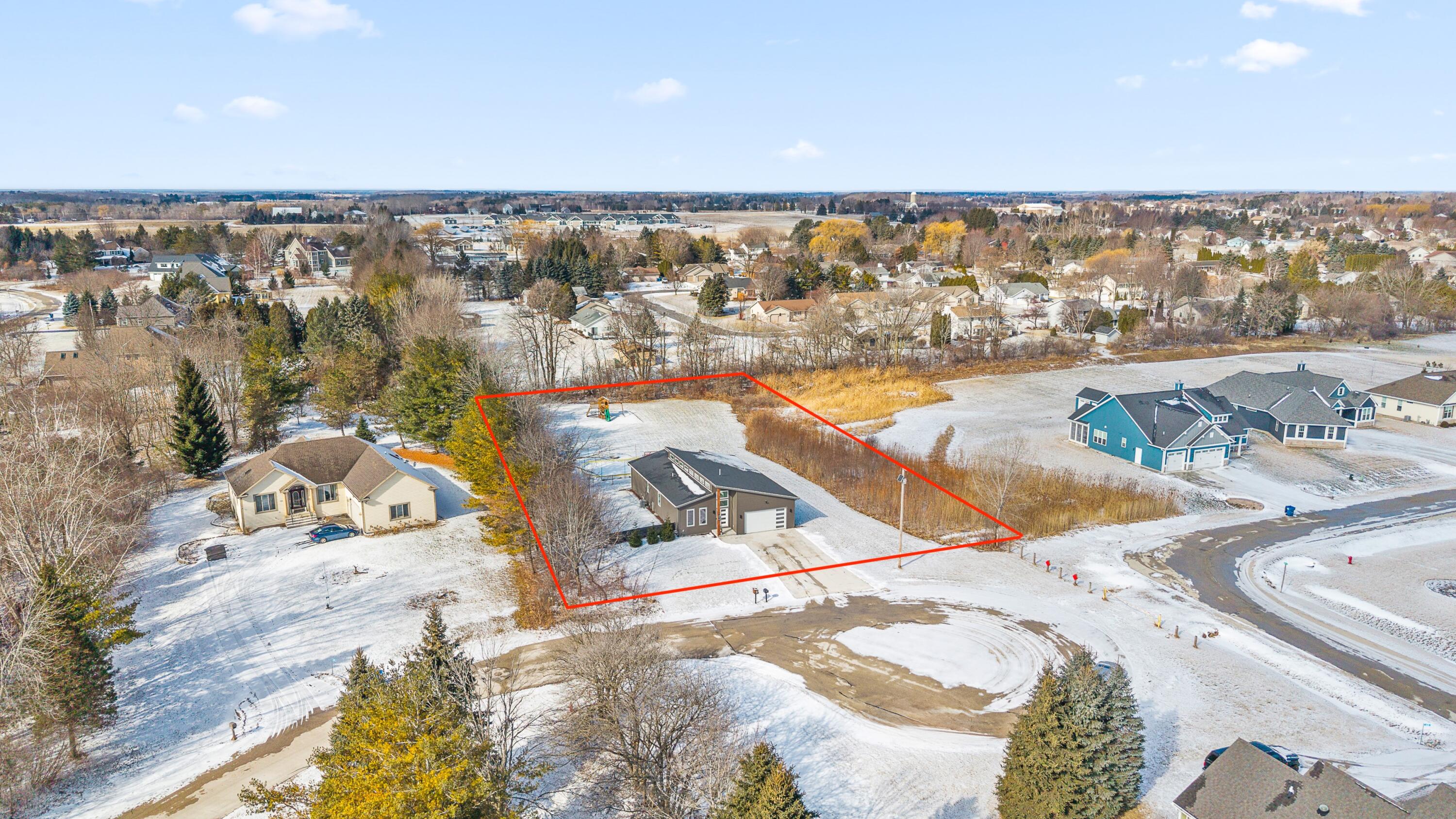 3318 Limerick Lane Sheboygan, WI 53083 - Photo 41 of 54 Certain images may contain digital enhancements, virtual staging, or altered elements for marketing purposes. Such images are illustrative only and do not represent exact current conditions of the property. Buyers should rely on their own inspections and due diligence