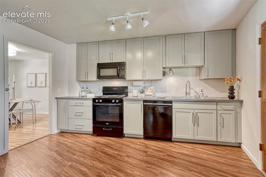 2103 Paseo Road Colorado Springs, CO 80907 - Photo 21 of 38