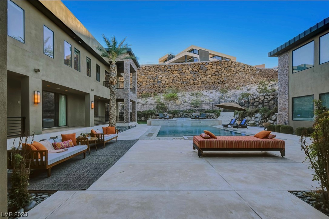 1465 MacDonald Ranch Drive Henderson, NV 89012 - Photo 11 of 63