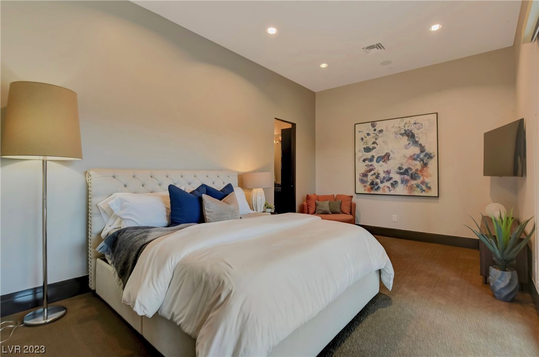 1465 MacDonald Ranch Drive Henderson, NV 89012 - Photo 37 of 63 Bedroom w/Jack & Jill Bath