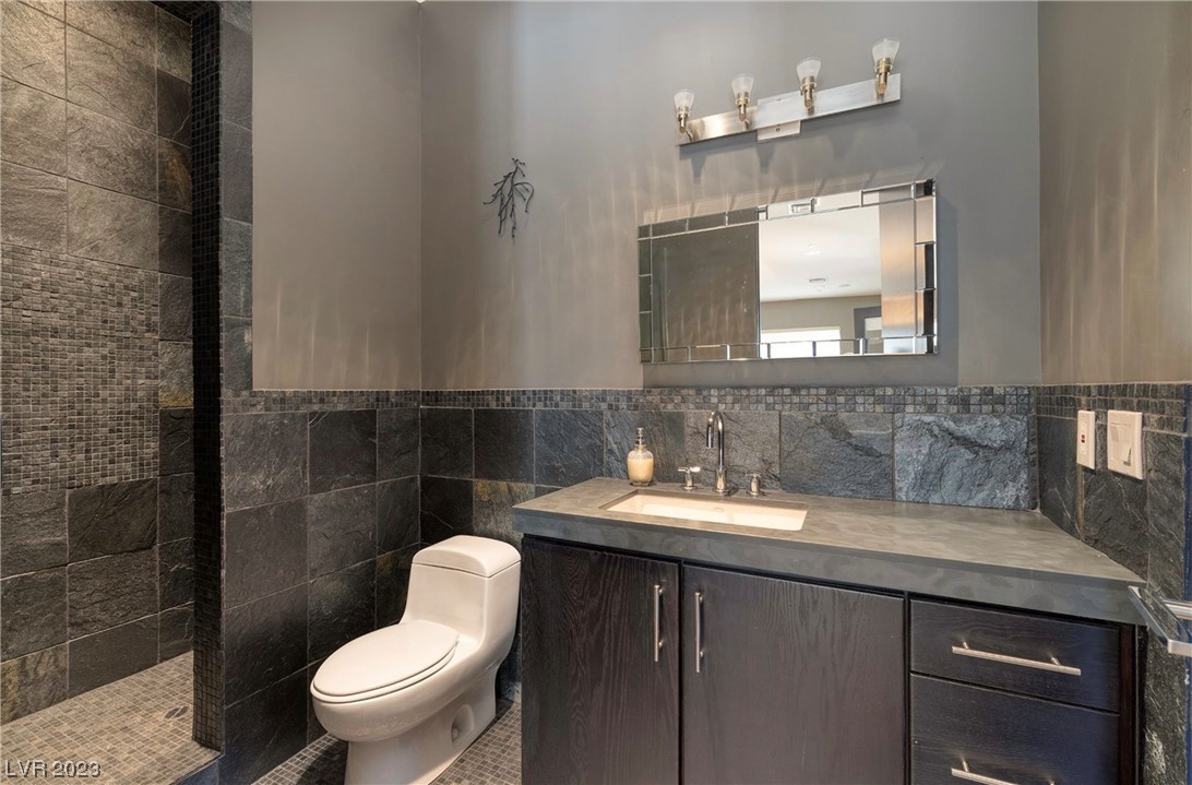 1465 MacDonald Ranch Drive Henderson, NV 89012 - Photo 58 of 63 Casita bath - Ground floor