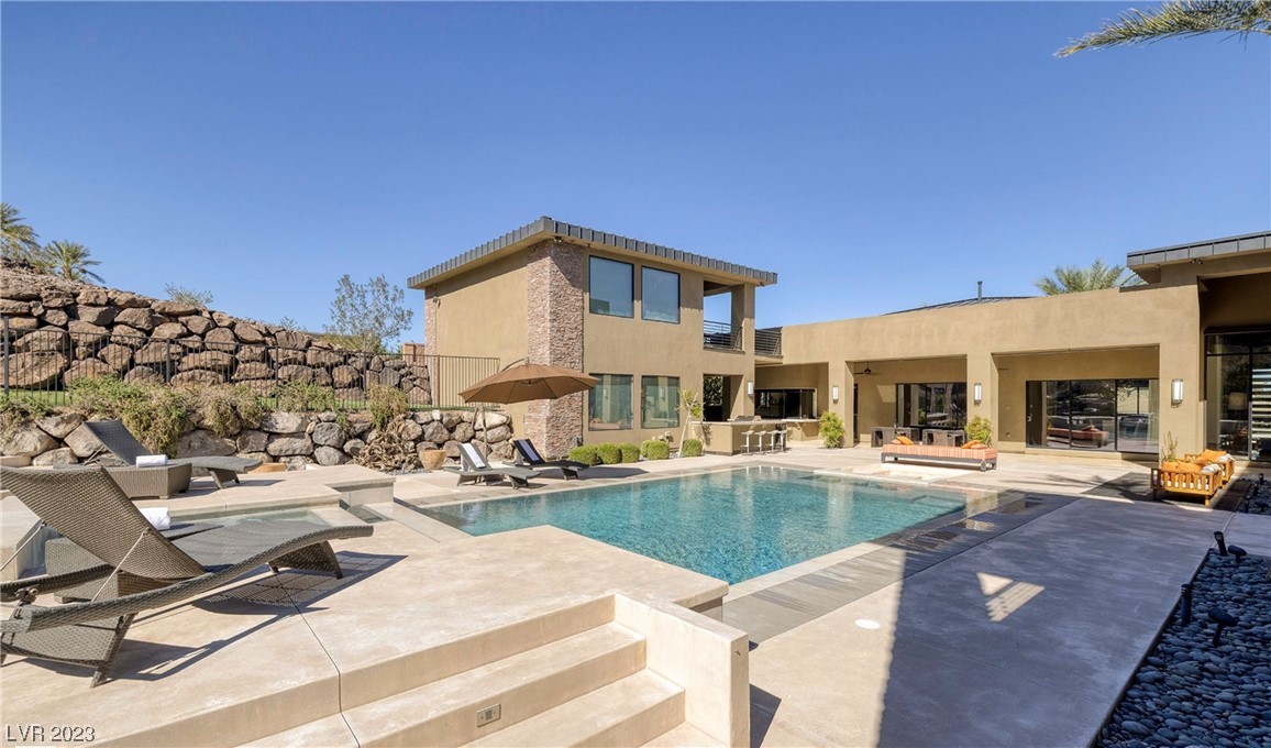 1465 MacDonald Ranch Drive Henderson, NV 89012 - Photo 10 of 63 Football field & Basketball located at top of yard