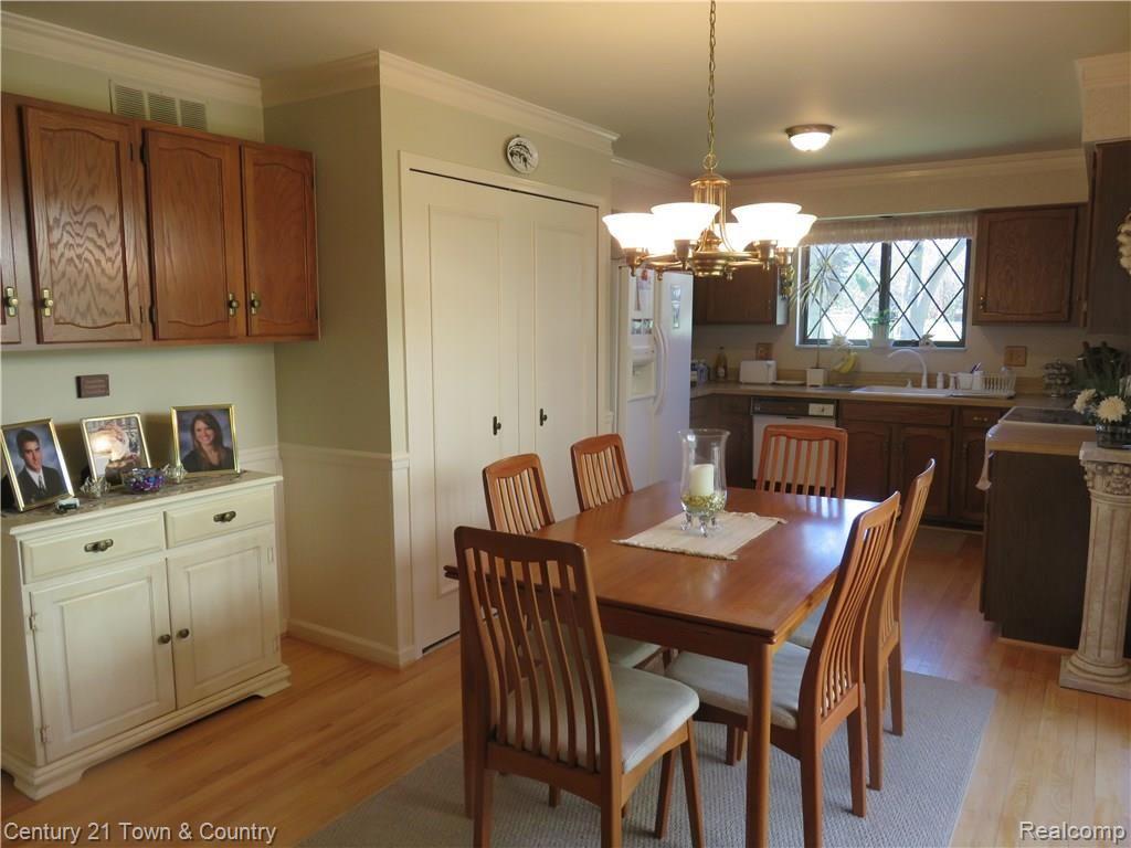1922 Allenway Court Rochester Hills, MI 48309 - Photo 8 of 19