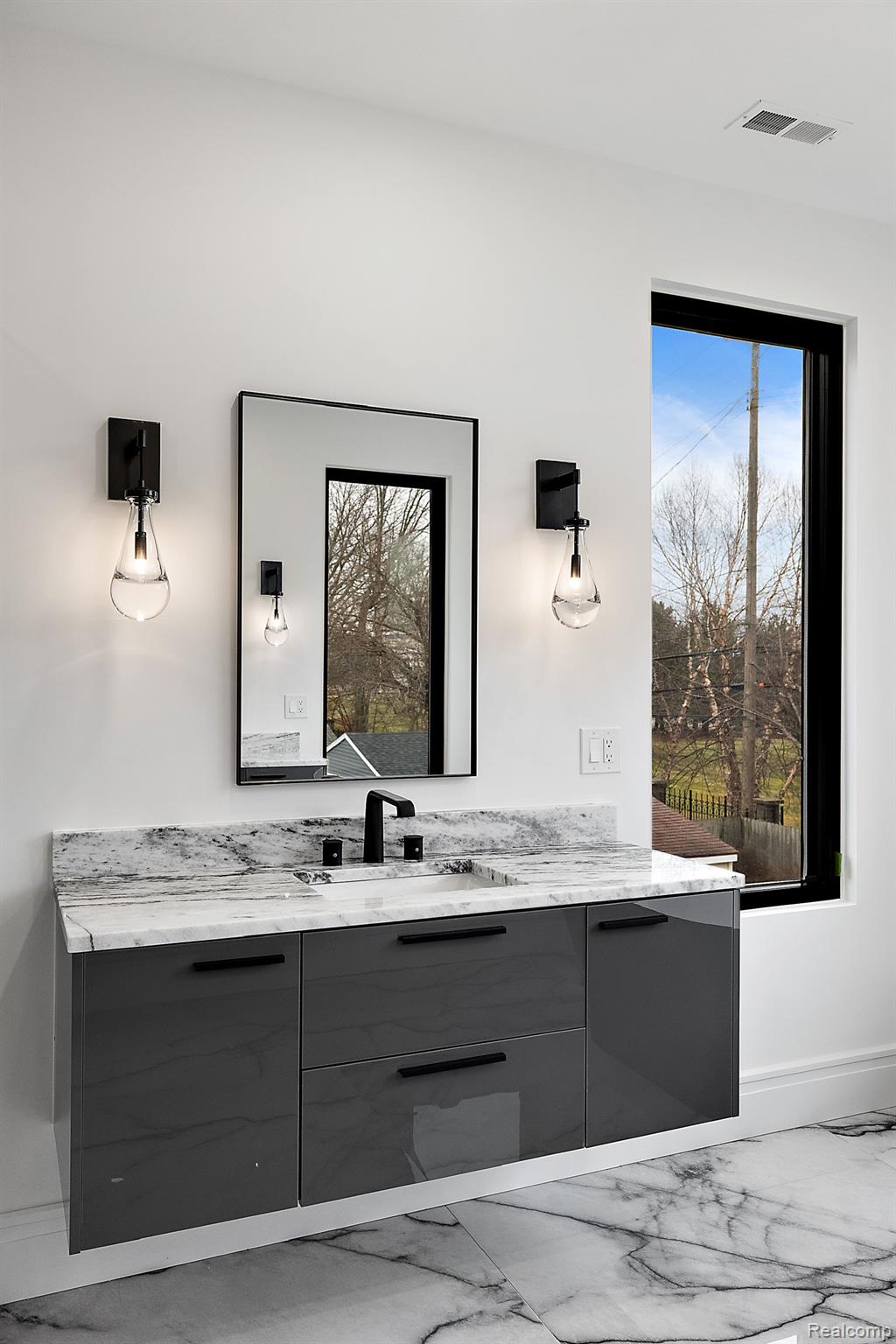 3344 Harvard Road Royal Oak, MI 48073 - Photo 53 of 82 Gallery Image 53