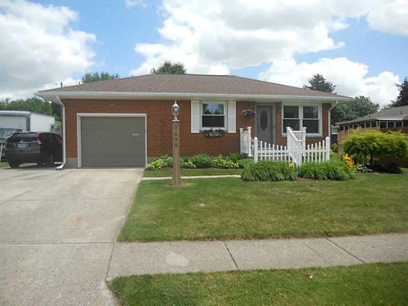 4698 Ridgewood Road East Springfield, OH 45503 - Photo 2 of 25