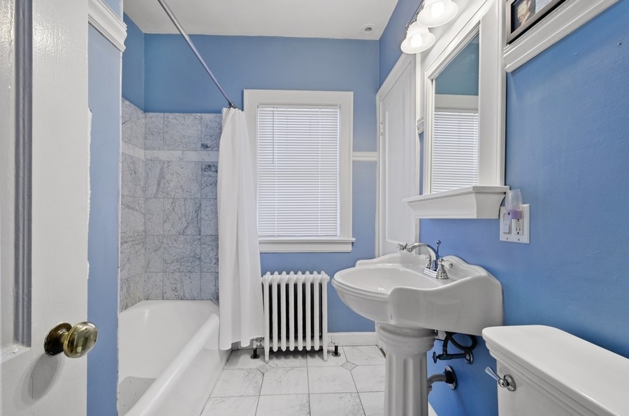 2343 Ridgeway Avenue Evanston, IL 60201 - Photo 11 of 18