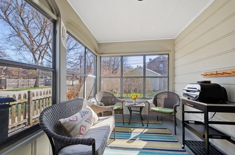 2343 Ridgeway Avenue Evanston, IL 60201 - Photo 12 of 18