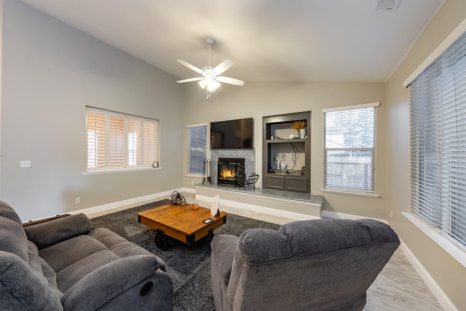 1740 Jordan Avenue Clovis, CA 93611 - Photo 11 of 42