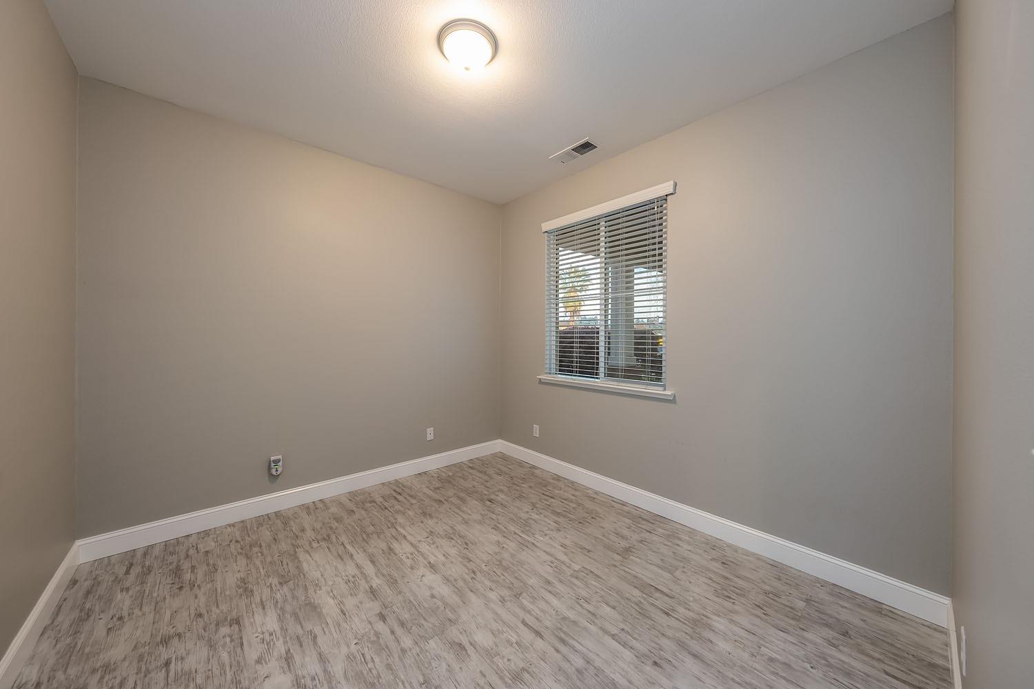 1740 Jordan Avenue Clovis, CA 93611 - Photo 20 of 42