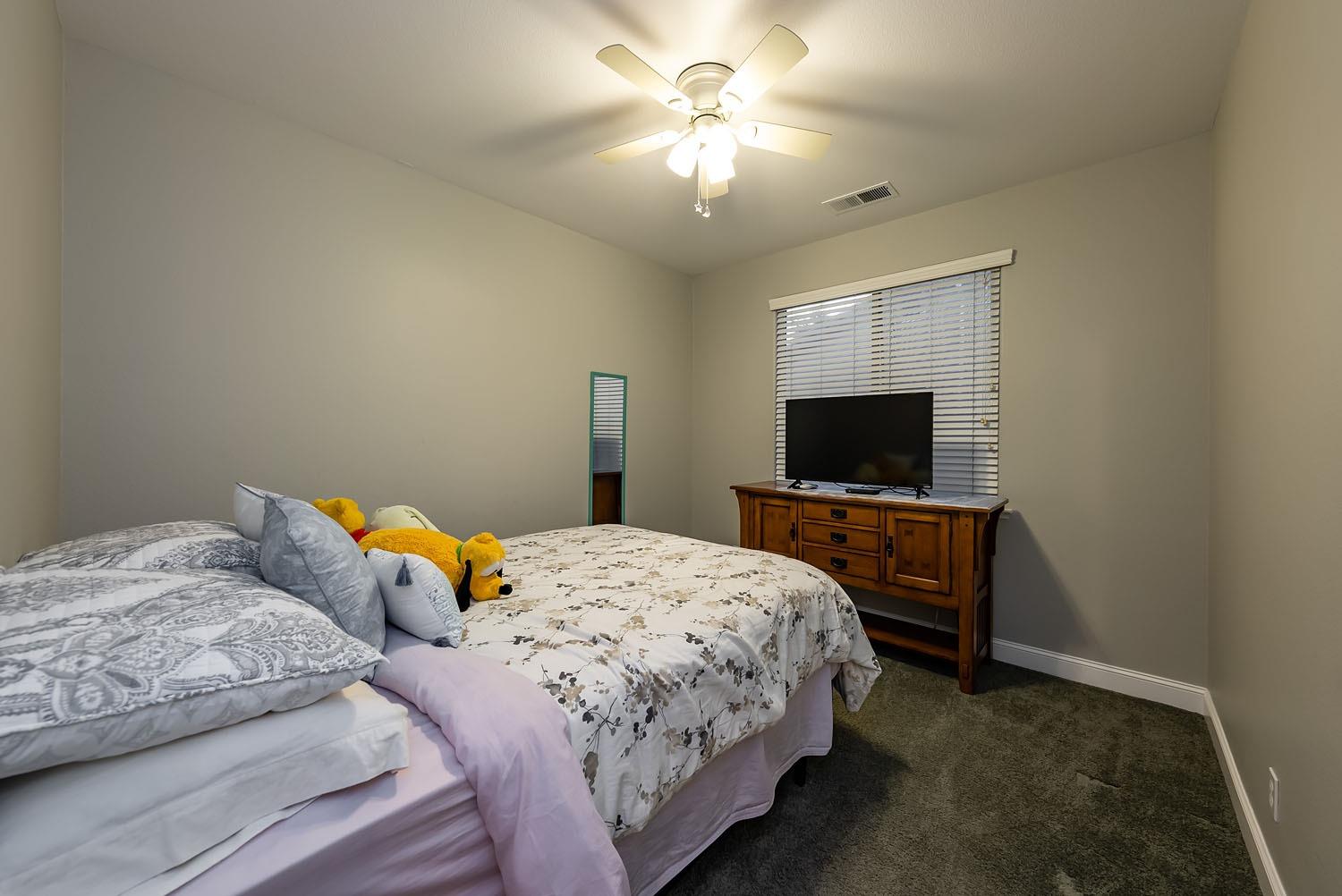 1740 Jordan Avenue Clovis, CA 93611 - Photo 24 of 42