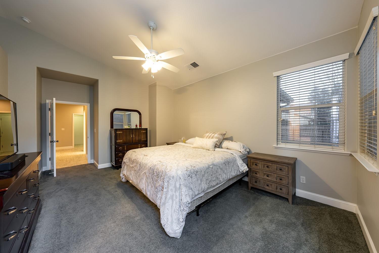 1740 Jordan Avenue Clovis, CA 93611 - Photo 26 of 42