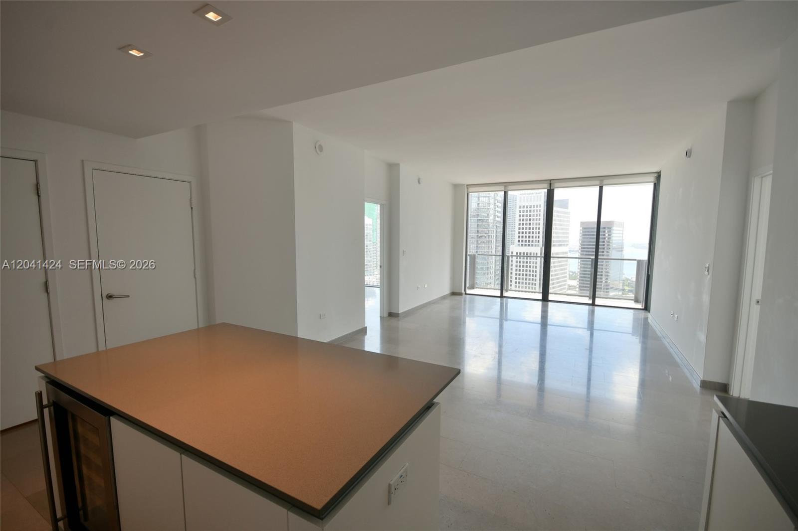 88 Southwest 7th Street, Unit 3309 Miami, FL 33130 - Photo 7 of 50