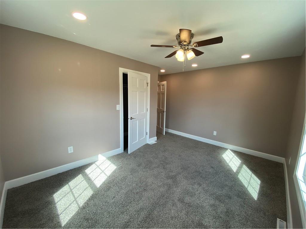 4587 Hillsville Road Pulaski, PA 16143 - Photo 19 of 23 Gallery Image 19