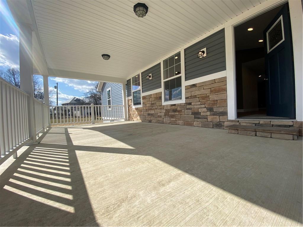 4587 Hillsville Road Pulaski, PA 16143 - Photo 4 of 23 Gallery Image 4