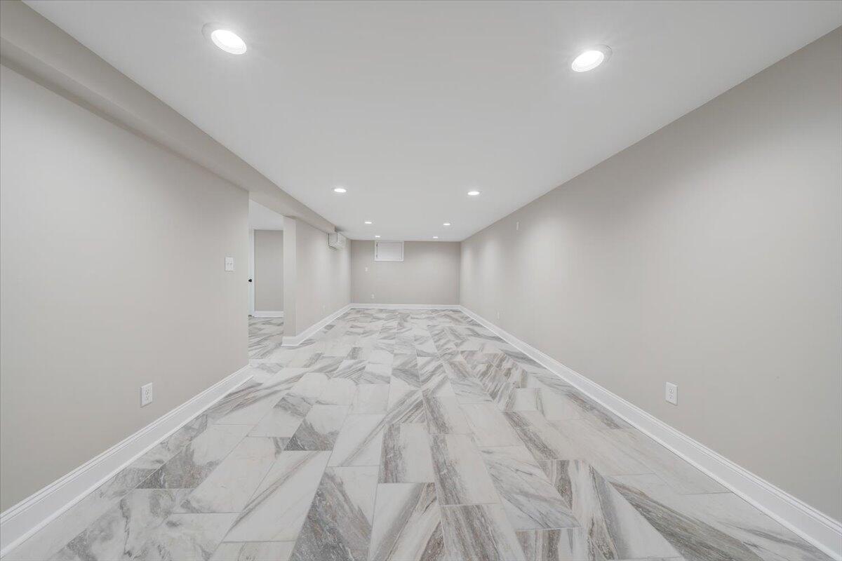 149 Windlass Road Moneta, VA 24121 - Photo 33 of 44 35-MIB04305