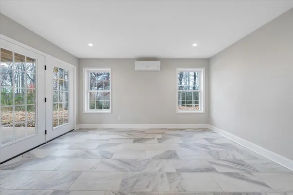 $475,900 | 149 Windlass Road, Moneta, VA 24121