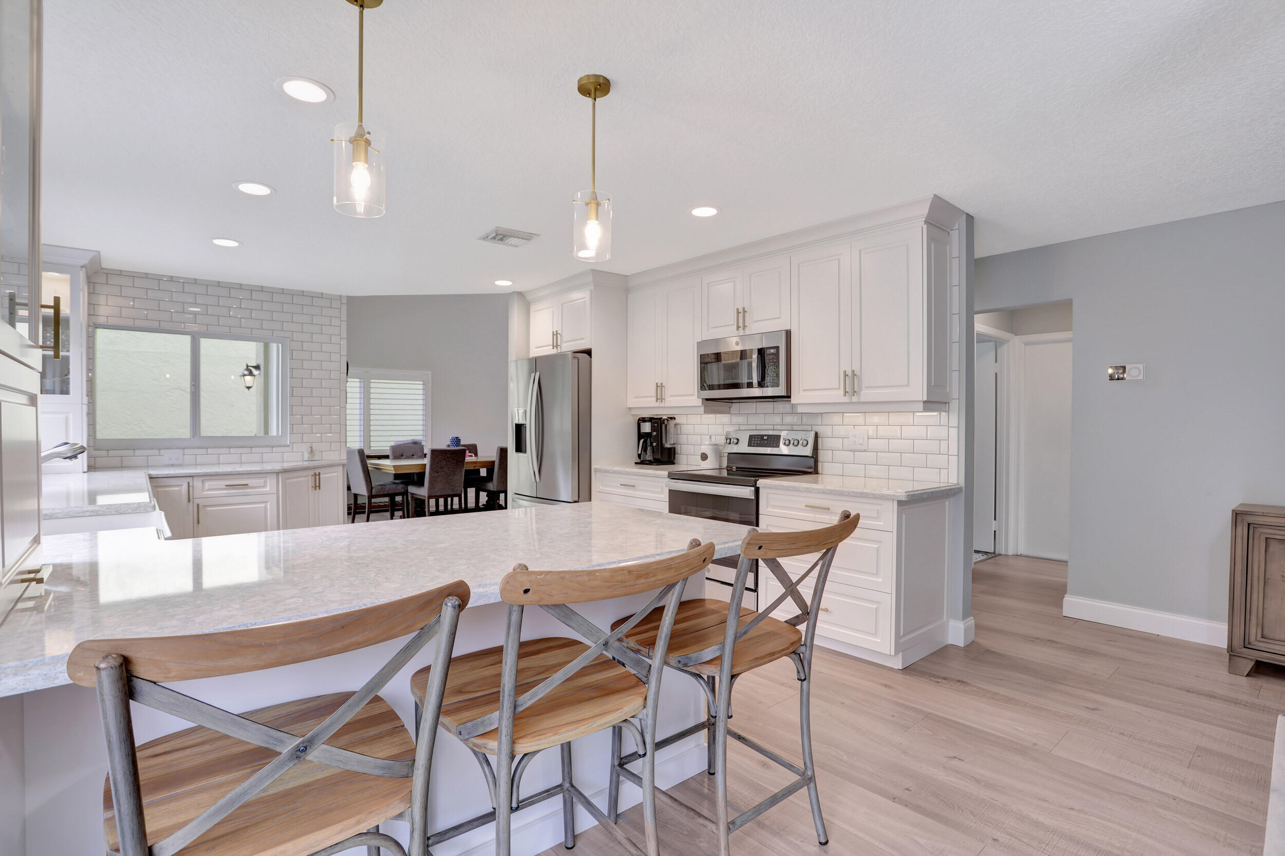 22988 Old Inlet Bridge Drive Boca Raton, FL 33433 - Photo 13 of 35 SNACK BAR