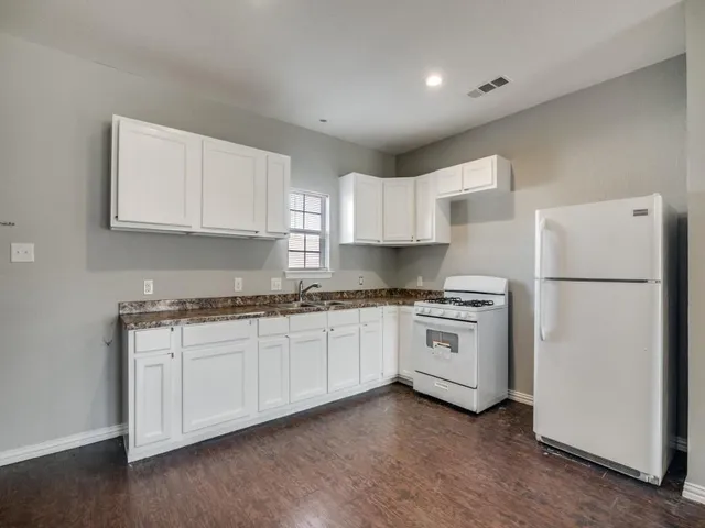 $1,800 | 3601 Jewel Street, Sachse, TX 75048