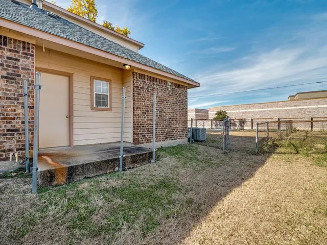 $1,800 | 3601 Jewel Street, Sachse, TX 75048