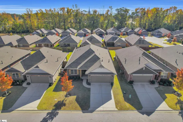 $315,000 | 624 Lombard Drive, Boiling Springs, SC 29316