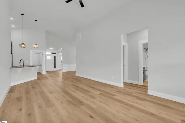 $315,000 | 624 Lombard Drive, Boiling Springs, SC 29316