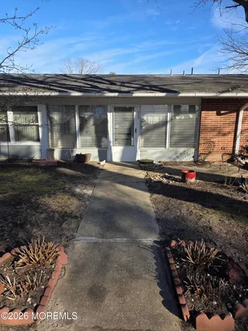 $130,000 | 316B Coventry Court, Unit E, Lakewood, NJ 08701