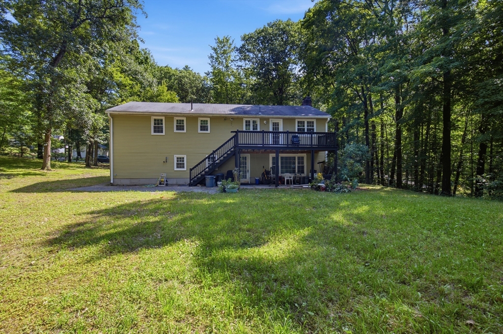 198 Hollis Road Lunenburg, MA 01462 - Photo 3 of 29 Gallery Image 3