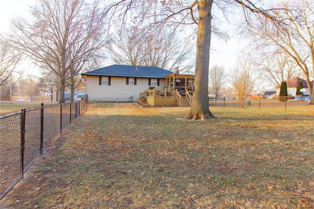 2003 Alfresco Street Clinton, MO 64735 - Photo 28 of 40