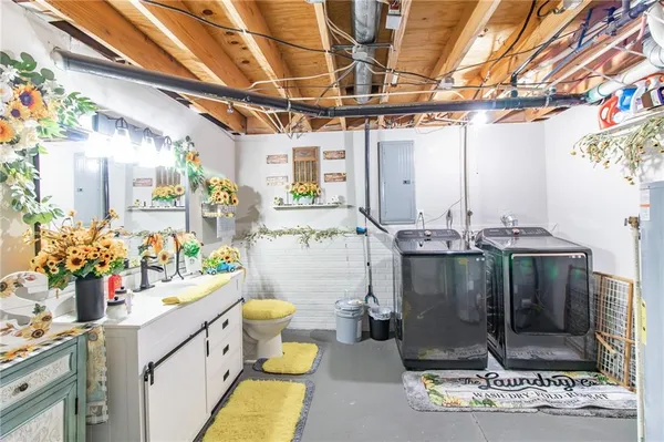 $368,500 | 2003 Alfresco Street, Clinton, MO 64735