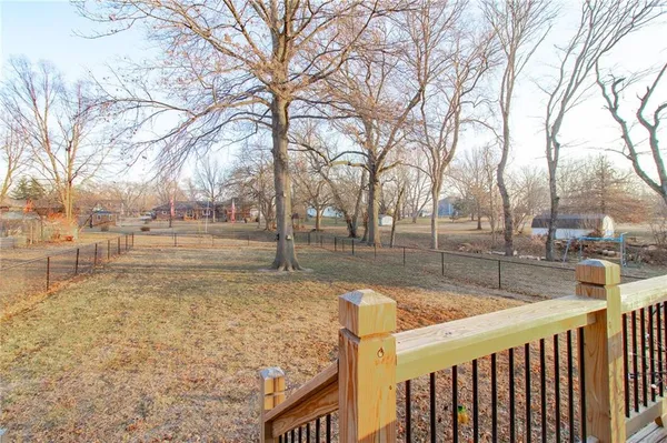 $368,500 | 2003 Alfresco Street, Clinton, MO 64735