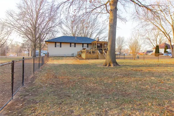 $368,500 | 2003 Alfresco Street, Clinton, MO 64735