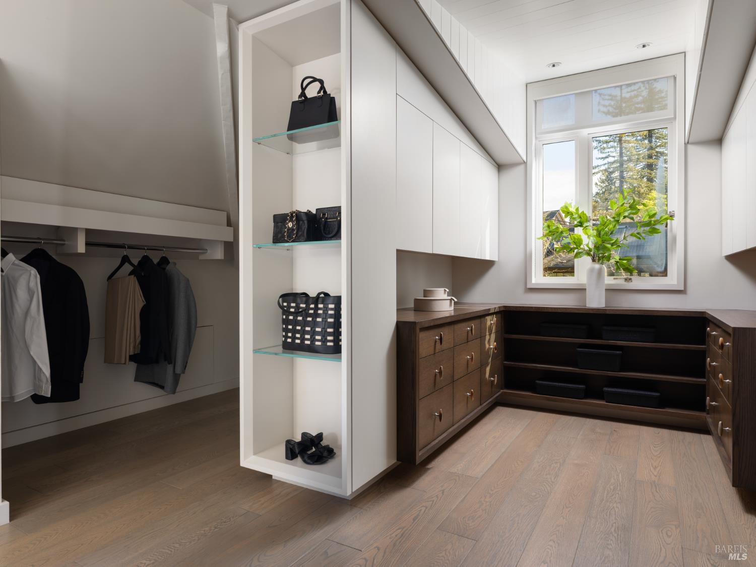 8 Laurel Street Mill Valley, CA 94941 - Photo 16 of 41