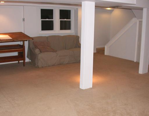 132 Coketown Road Coraopolis, PA 15108 - Photo 8 of 18 Family Room.