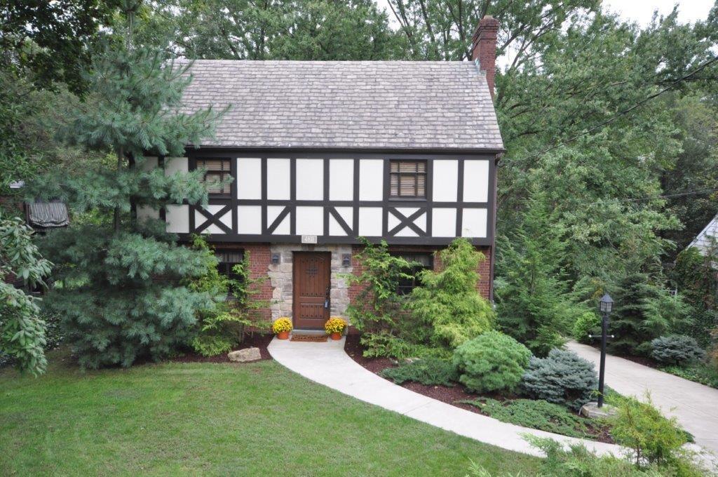 4811 Baptist Road Pittsburgh, PA 15227 - Photo 1 of 16 Gallery Image 1